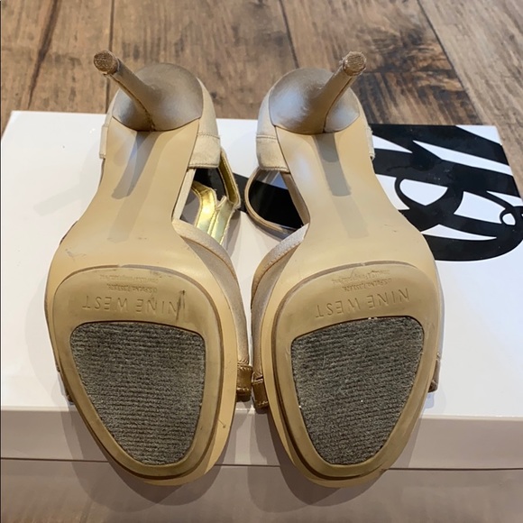 Nine West Borderline Champagne Satin Heels - Picture 6 of 7